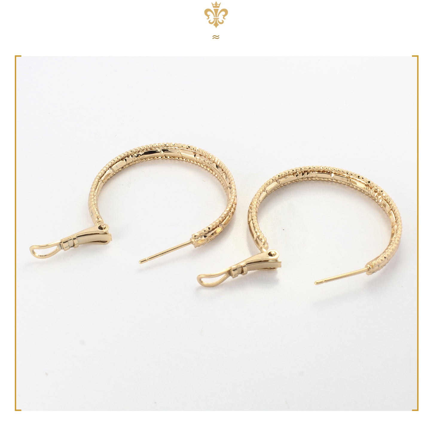 Mini Arracadas Triples De Oro 18k Laminado Chicas