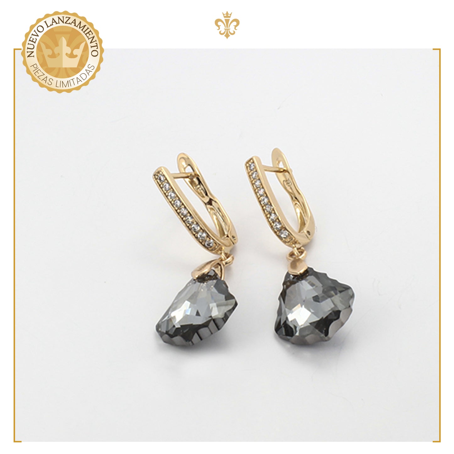 Aretes Largos Con Cristal Tipo Swarovski En Oro Laminado 18k