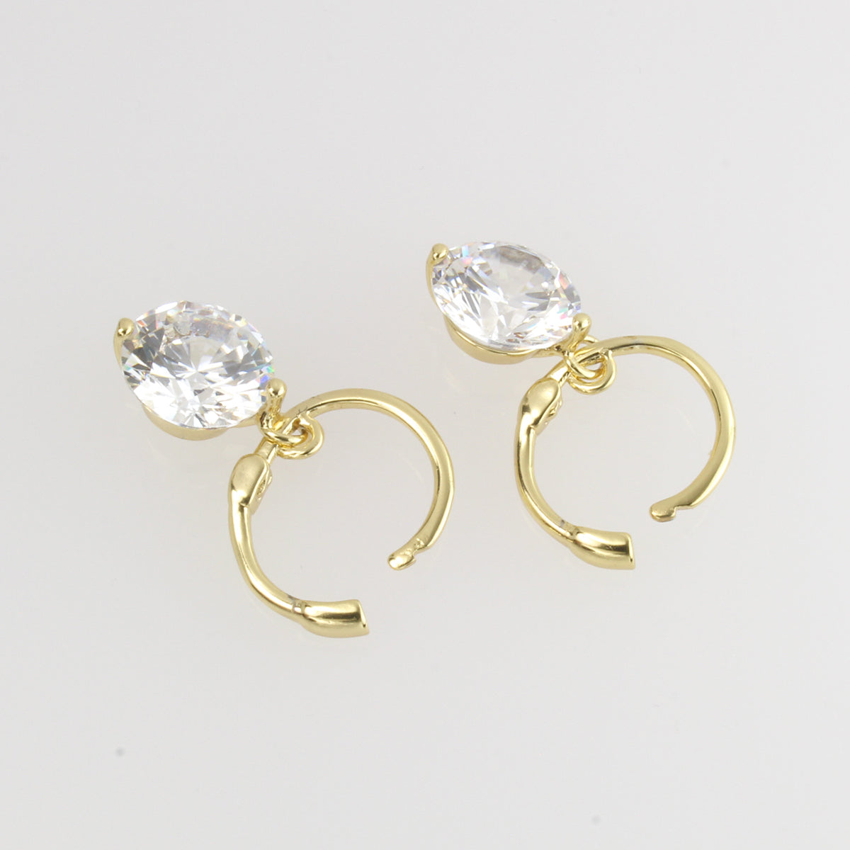 Aretes Solitario Diamante Para Mujer Oro Laminado 14k Impero