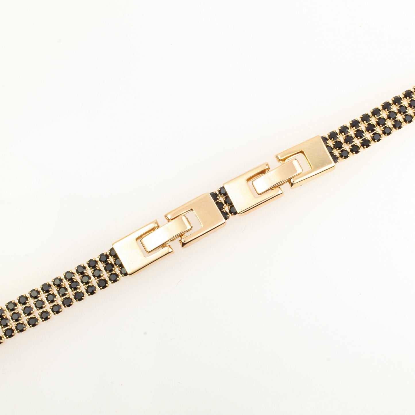 Pulsera Para Mujer De Estilo Elegancia Con Fina Cristaleria En Oro Laminado 18k